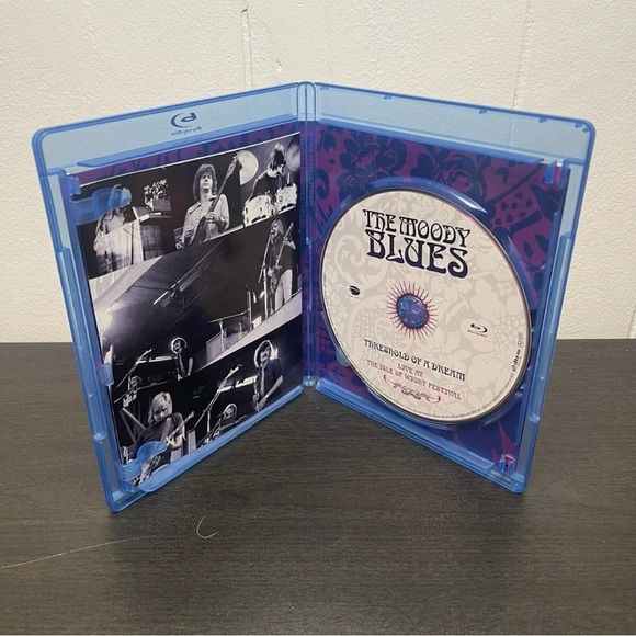 The Moody Blues: Threshold of a Dream: Live at the Isle of Wight Festival 1970 - Picture 3 of 8